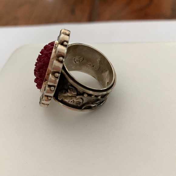 Mars & Valentine Echo of the Dreamer Maroon Gemstone surrounded by Crystals SS - Picture 4 of 6